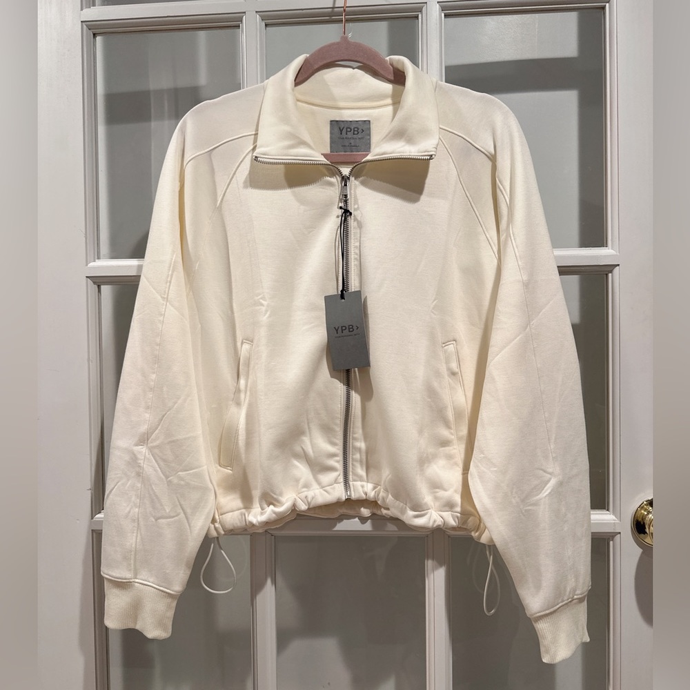 🤎 Abercrombie🤎 Full zip controls bottom boxy top